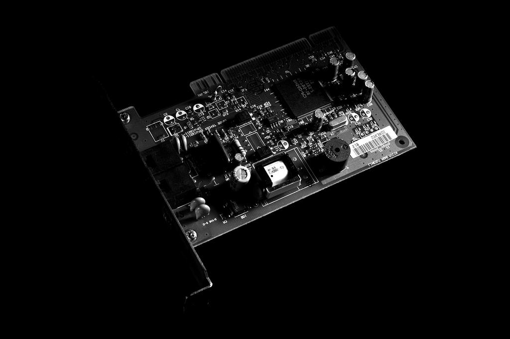 Image of a transistor device